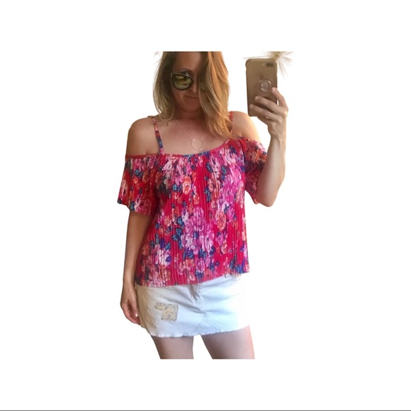 HIP Nordstrom brand size Small Top Poppy Floral Open Shoulder - Picture 3 of 7